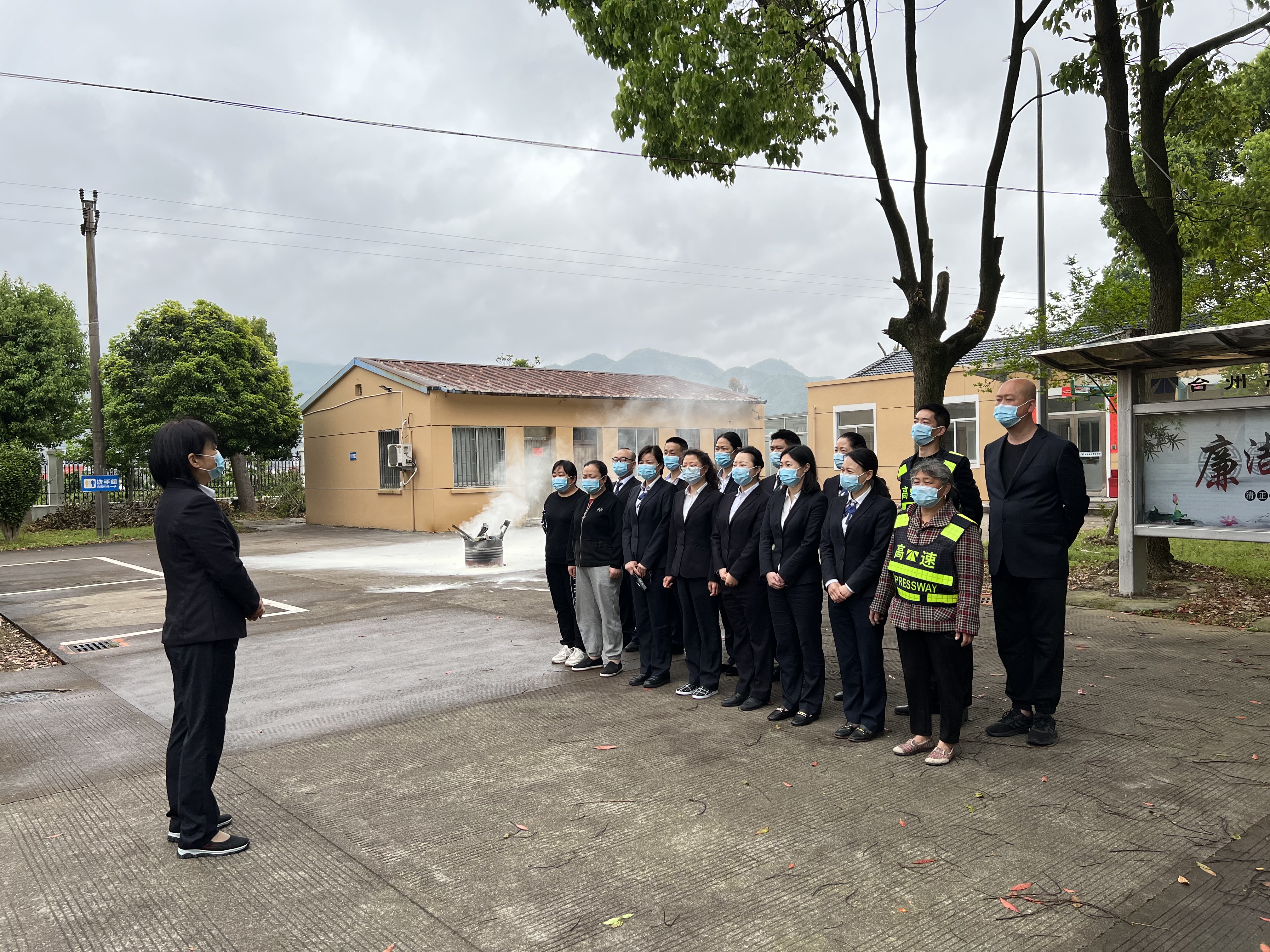 1650247790945652.jpg 1.jpg