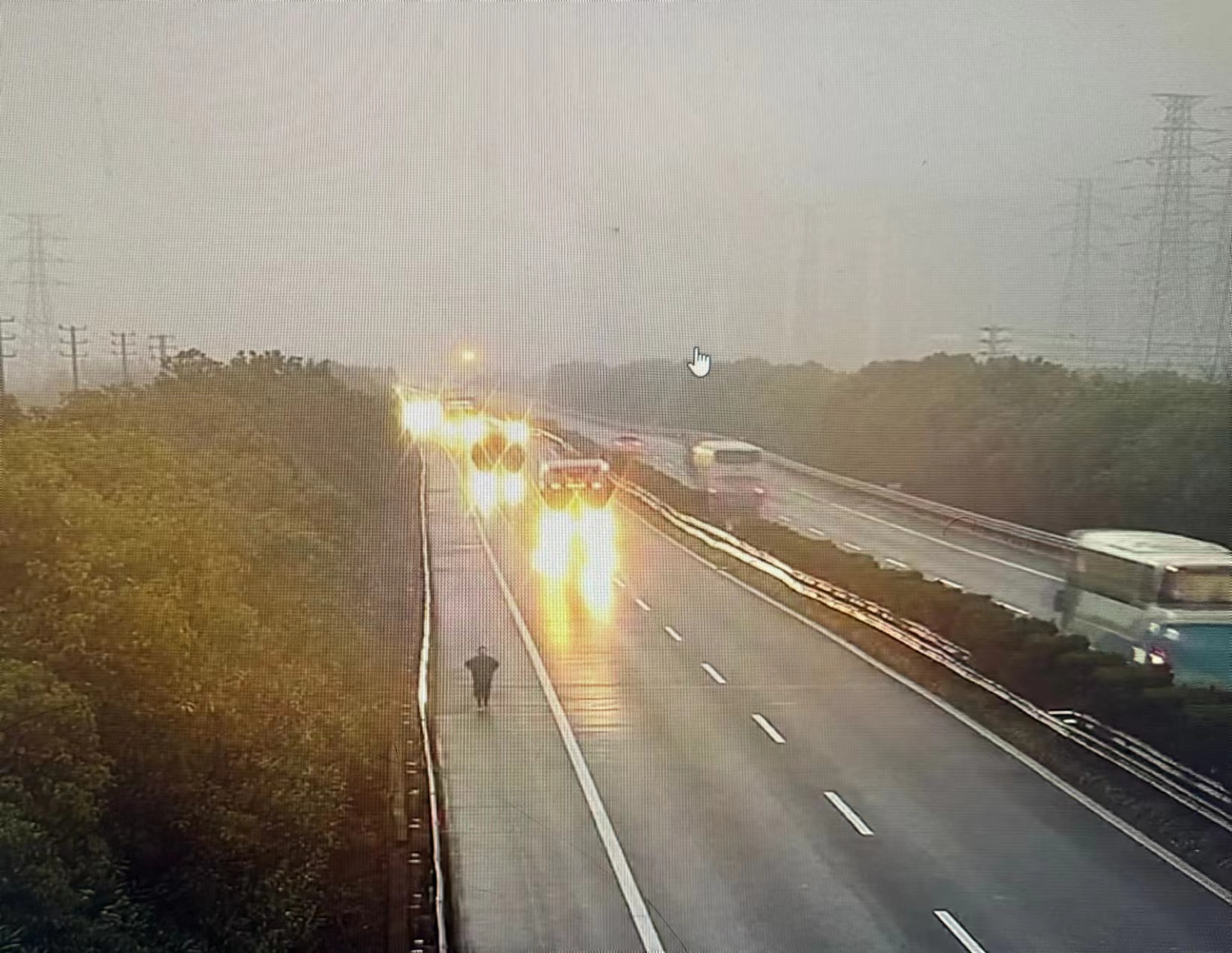 1708595319321409.jpg 1b85869297893595ccffa0852b1eb11.jpg