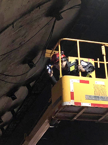 4 現場接線張耀及攝999.jpg